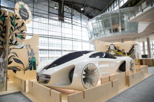 Mercedes-Benz Ausstellung „Mission Zukunft“ mit Atelier Markgraph